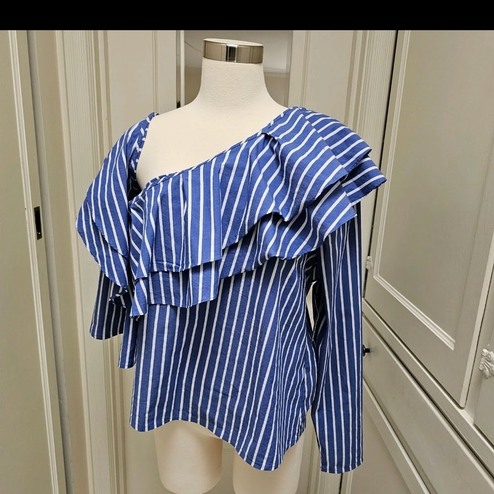 Forever 21 Blue Striped Ruffle Blouse